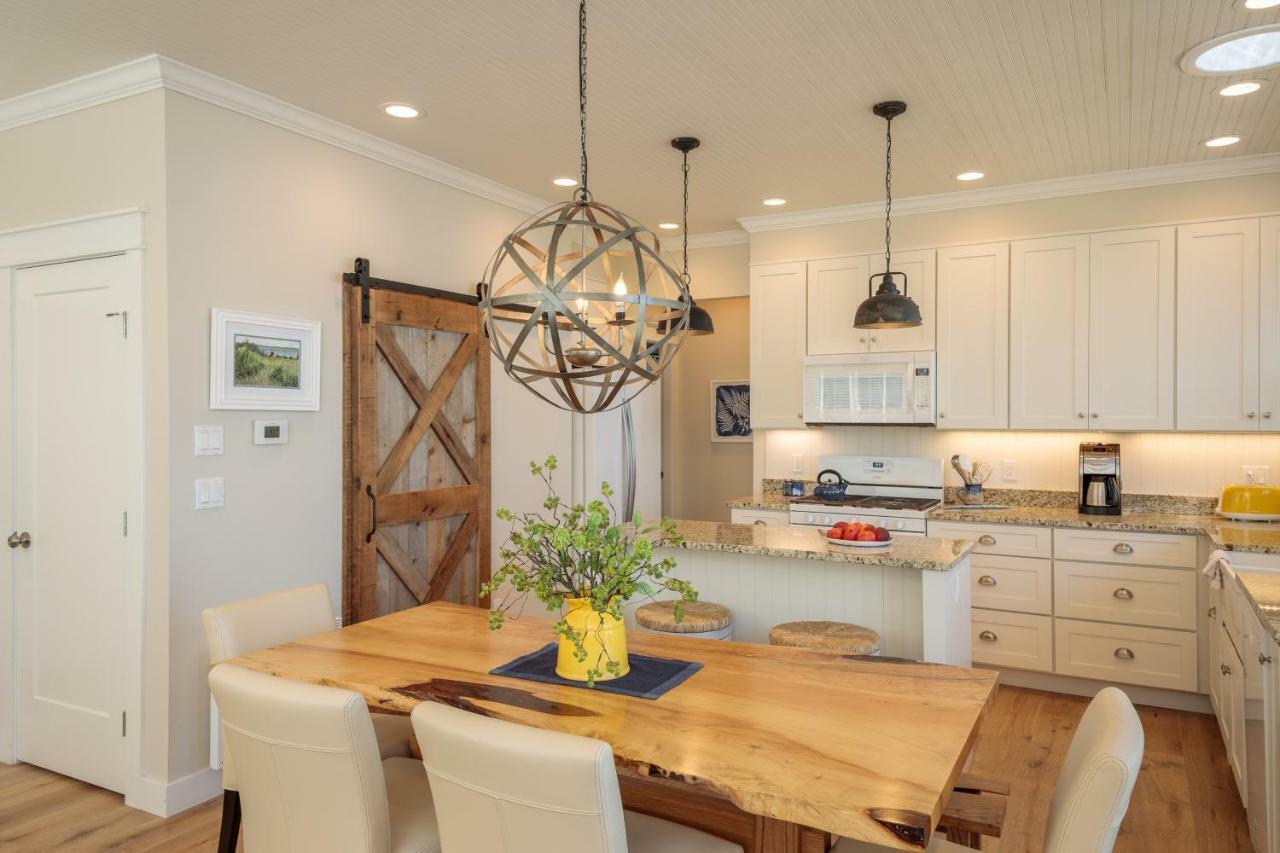 Orcas Beach Cottage Eastsound Bagian luar foto